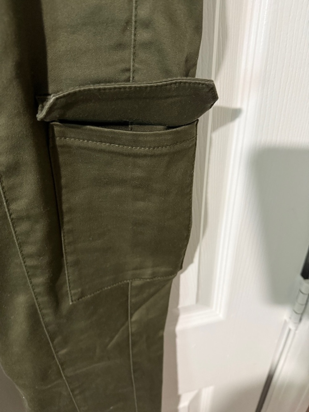 New York & Company Olive Green Cargo Pants - Picture 2 of 5
